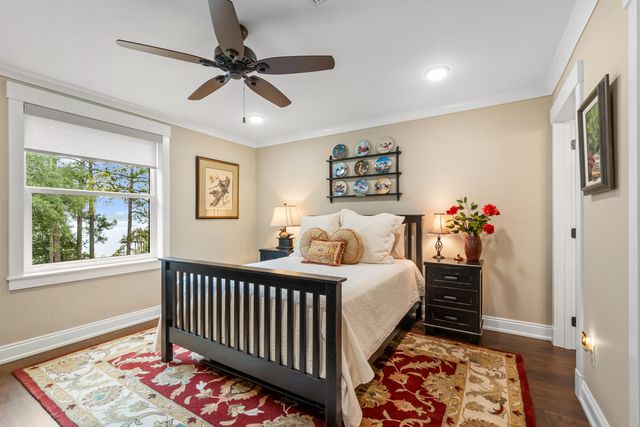 3940 Plantation Cove Court, Milton, FL 32583