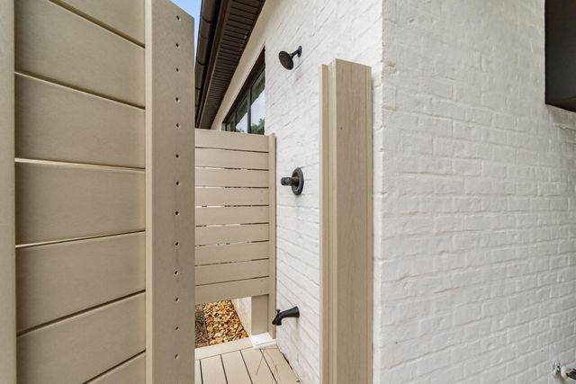 3940 Plantation Cove Court, Milton, FL 32583