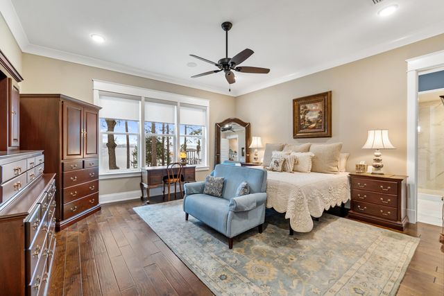 3940 Plantation Cove Court, Milton, FL 32583