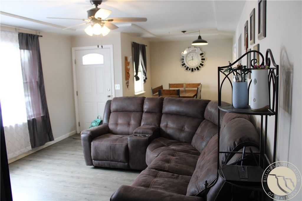 3107 Poly Drive, Billings, MT 59102 photo 2