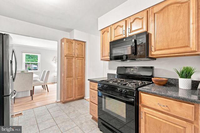 3071 WHITE BIRCH CT, Fairfax, VA 22031