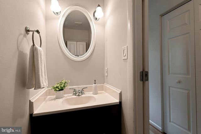 3071 WHITE BIRCH CT, Fairfax, VA 22031