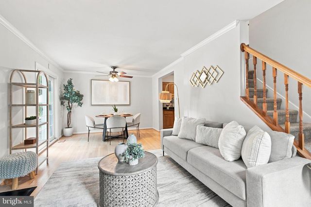 3071 WHITE BIRCH CT, Fairfax, VA 22031