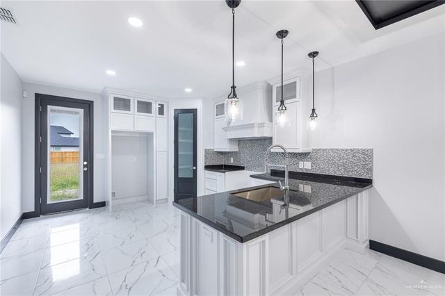 1749 Madison Street, Donna, TX 78537