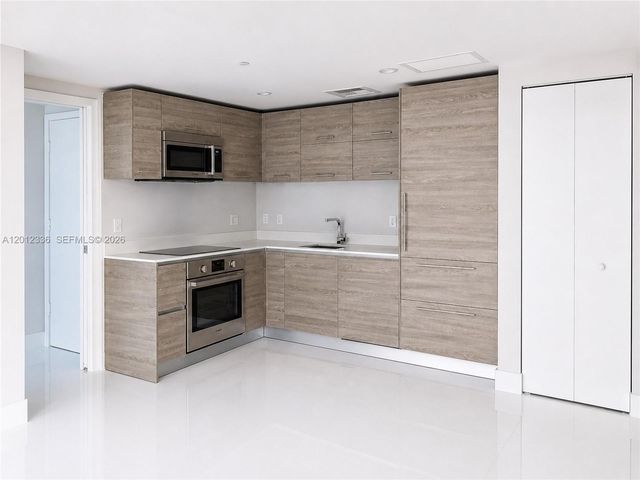 1300 S Miami Ave 4507, Miami, FL 33130
