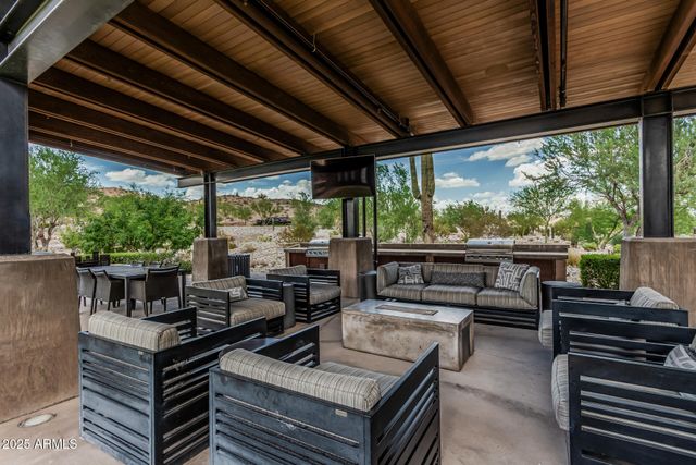 16373 W BEAUTIFUL Lane, Goodyear, AZ 85338