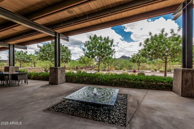 16373 W BEAUTIFUL Lane, Goodyear, AZ 85338