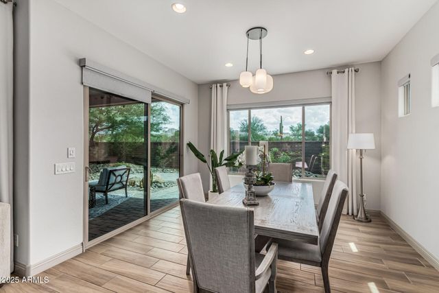 16373 W BEAUTIFUL Lane, Goodyear, AZ 85338