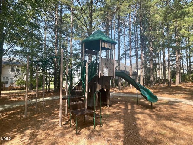 2041 Longmont Drive, Wake Forest, NC 27587