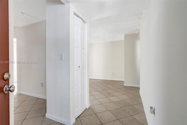 6655 W Broward Blvd 309, Plantation, FL 33317