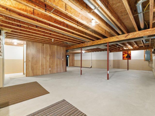 3394 CHURCH ROAD, Green Bay, WI 54311