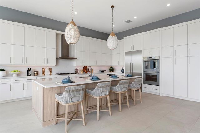 106 SE Via San Marino, Port St. Lucie, FL 34984