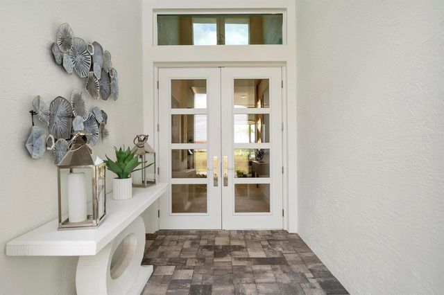 106 SE Via San Marino, Port St. Lucie, FL 34984
