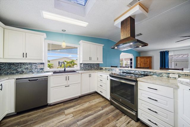 8102 MARIE LANE, Ellenton, FL 34222