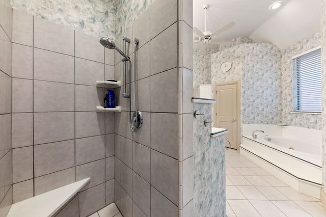 9121 Thornridge Drive, North Richland Hills, TX 76182