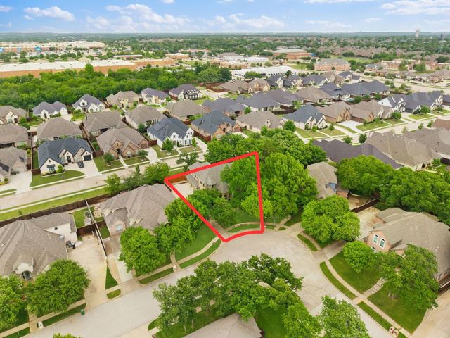9121 Thornridge Drive, North Richland Hills, TX 76182