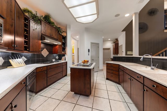 9121 Thornridge Drive, North Richland Hills, TX 76182