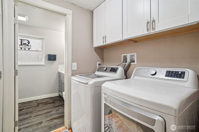 15720 120th Avenue SE, Renton, WA 98058