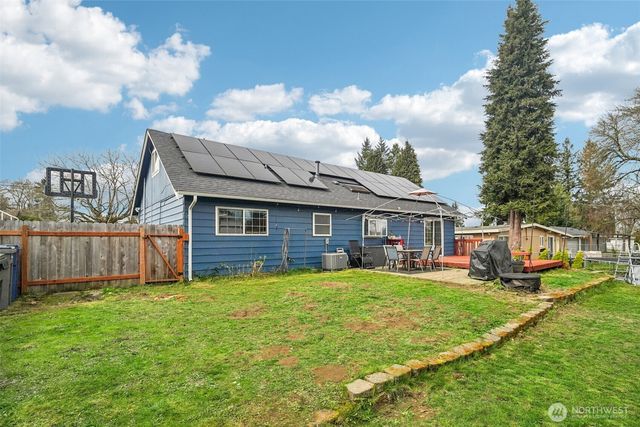 15720 120th Avenue SE, Renton, WA 98058