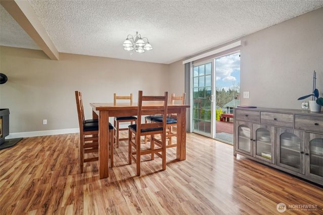 15720 120th Avenue SE, Renton, WA 98058