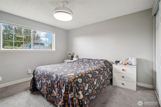 15720 120th Avenue SE, Renton, WA 98058