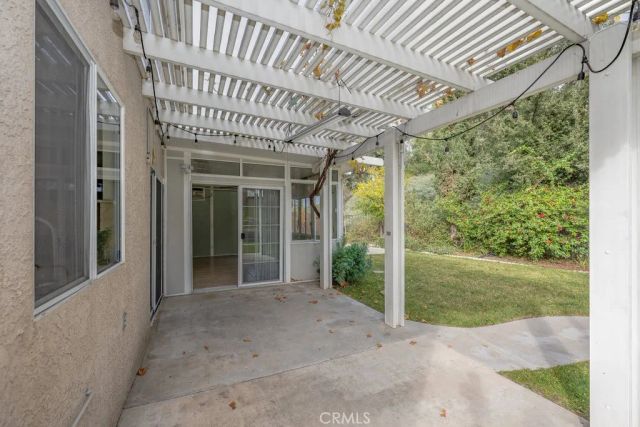 12200 Crest Avenue, Sylmar, CA 91342