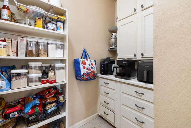 720 Miller Cove, Benton, AR 72019