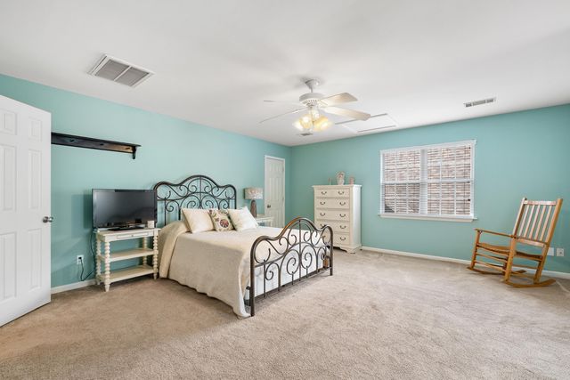 720 Miller Cove, Benton, AR 72019