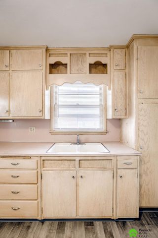 1501 F Street, Lincoln, NE 68508