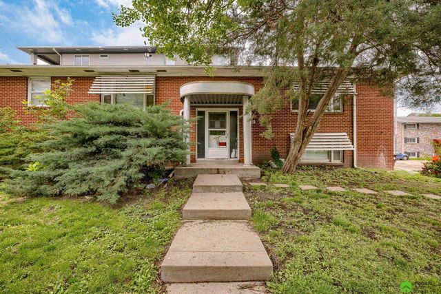 1501 F Street, Lincoln, NE 68508