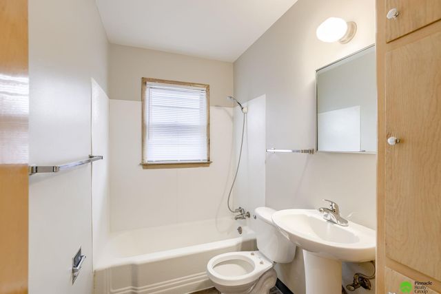 1501 F Street, Lincoln, NE 68508