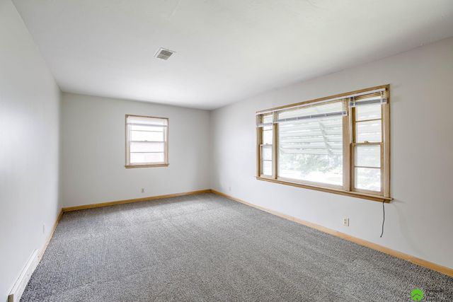 1501 F Street, Lincoln, NE 68508