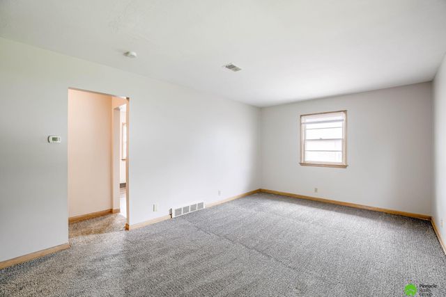 1501 F Street, Lincoln, NE 68508