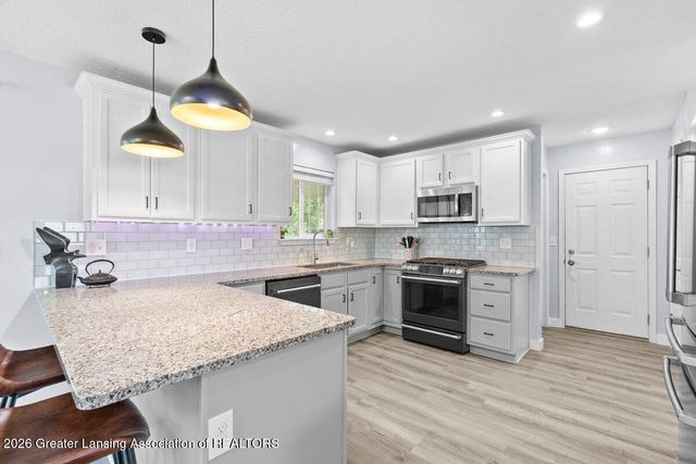 1549 Catalina Drive, Holt, MI 48842