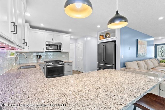 1549 Catalina Drive, Holt, MI 48842