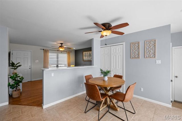 1418 Bradington Drive, Fenton, MO 63026