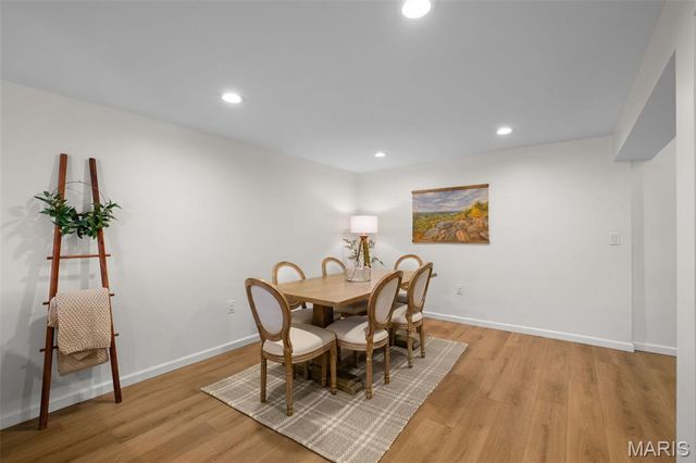 1418 Bradington Drive, Fenton, MO 63026