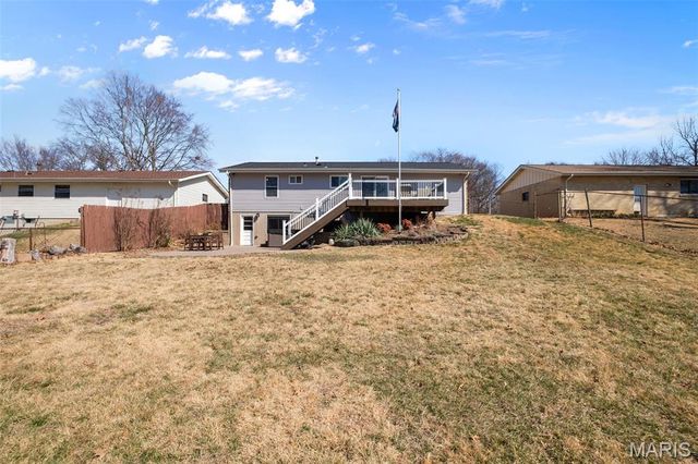 1418 Bradington Drive, Fenton, MO 63026