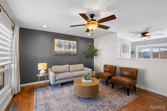 1418 Bradington Drive, Fenton, MO 63026