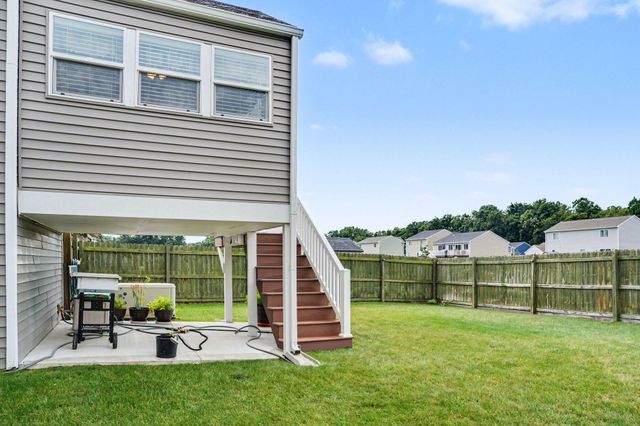 58536 Silvergrass Avenue, Mattawan Vllg, MI 49071