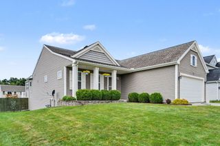 58536 Silvergrass Avenue, Mattawan Vllg, MI 49071