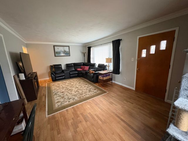 2534 Lake Shore Drive, Niles, MI 49120