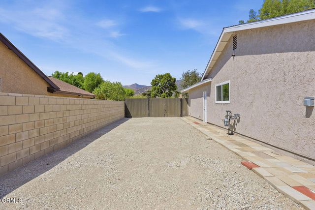 13856 Lyle Street, Sylmar, CA 91342
