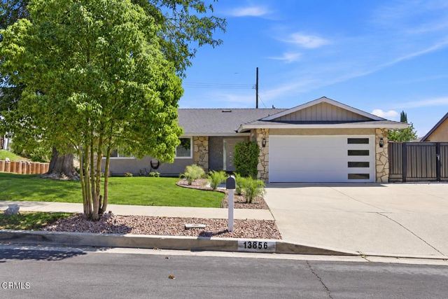 13856 Lyle Street, Sylmar, CA 91342