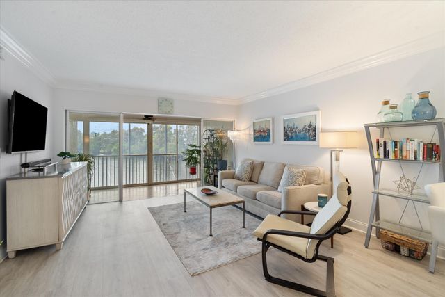 1319 E Hillsboro Boulevard 214, Deerfield Beach, FL 33441