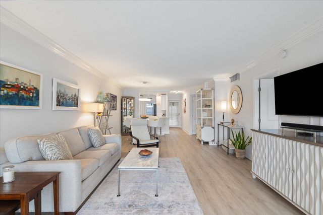 1319 E Hillsboro Boulevard 214, Deerfield Beach, FL 33441