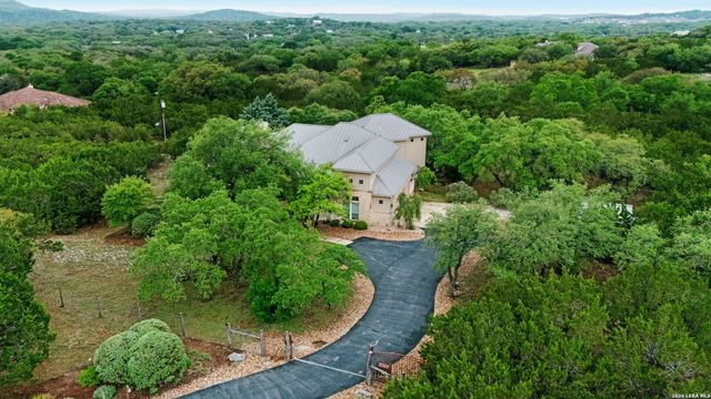 9302 HIGHLANDS CV, Boerne, TX 78006
