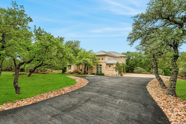 9302 HIGHLANDS CV, Boerne, TX 78006