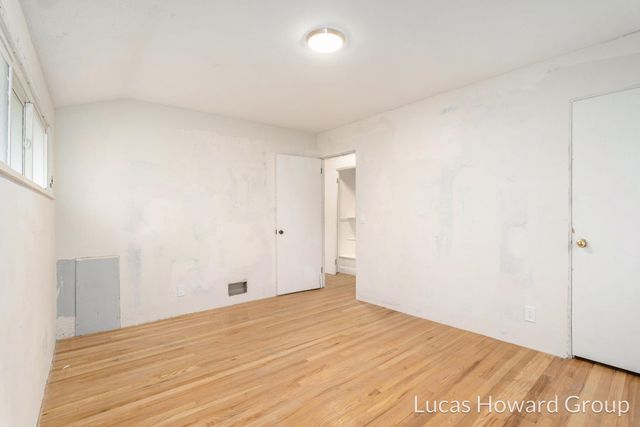 305 E Pine Street, Fremont, MI 49412