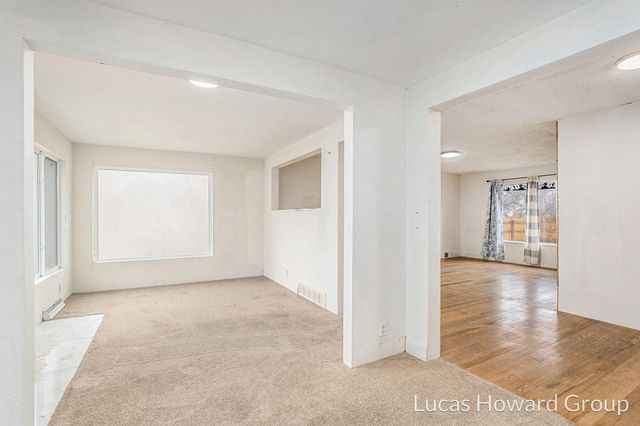 305 E Pine Street, Fremont, MI 49412